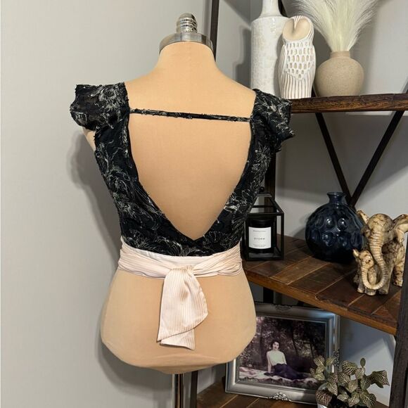 Koch Mini Cropped Top Floral Black/Light Pink w/ Sash Women’s SIZE SMALL - Picture 2 of 9